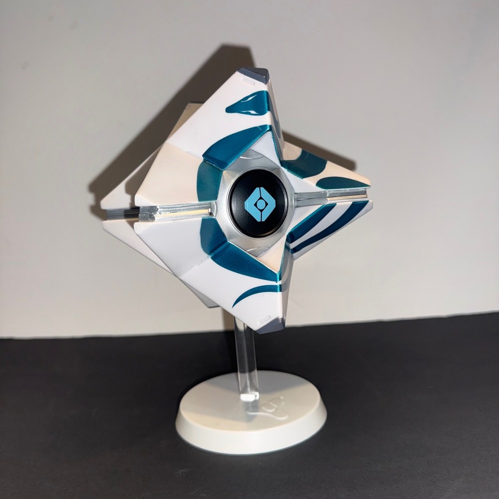 Destiny 2 Hunter Snake Ghost Shell Vinyl Figure Bungie 2018 Collectible No Box
